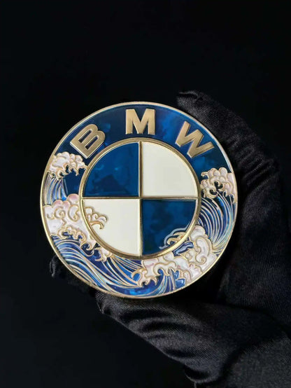 🌊 Logo BMW Serie Ukiyo-e Kanagawa - Emblema artistico premium per auto
