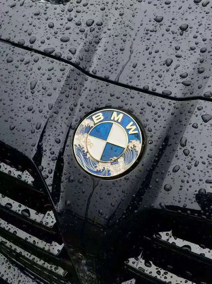 🌊 Logo BMW Serie Ukiyo-e Kanagawa - Emblema artistico premium per auto